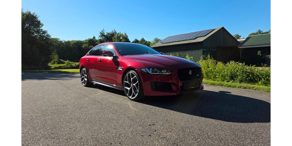 Jaguar XE 105.000 km 22.500 &euro; Garding 25836