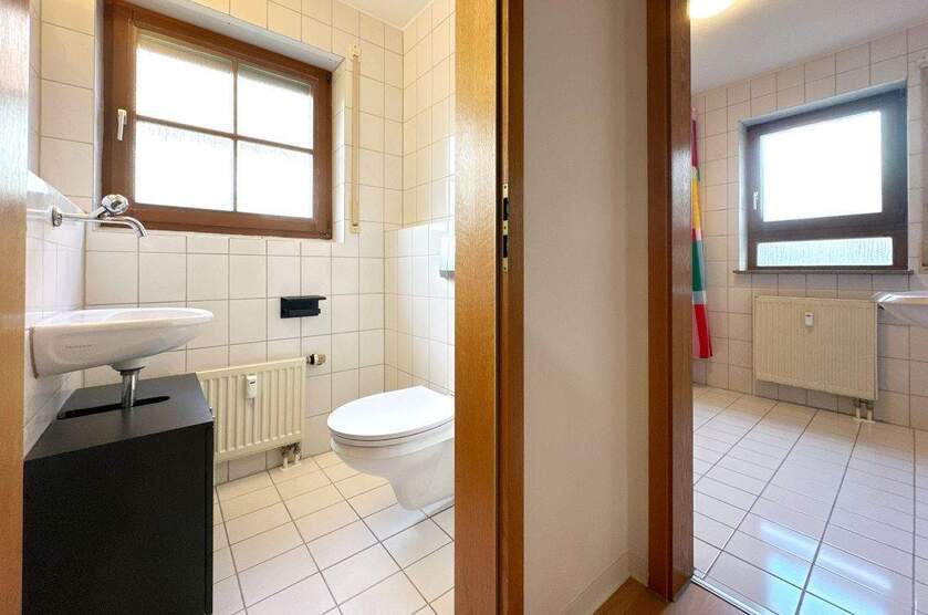 2,5-Zimmer-Erdgeschosswohnung mit sonniger Terrasse und Tiefgaragenstellplatz in Leonberg-Warmbronn 2 zimmer