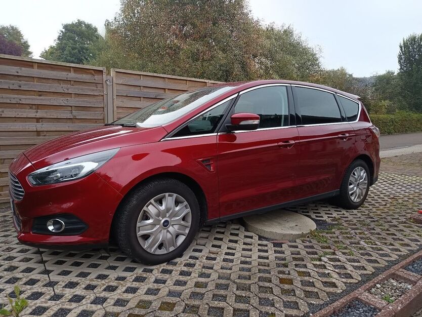 Ford S-Max 80.000 km 15.500 € Niedenstein 34305