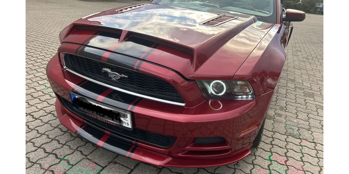 Ford Mustang 53.200 km 19.900 &euro; Hannover 30519