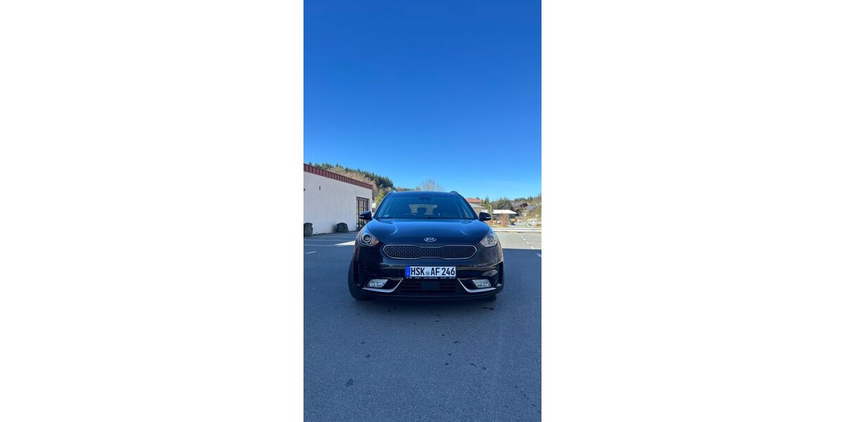 Kia Niro 135.000 km 10.999 &euro; Hallenberg 59969