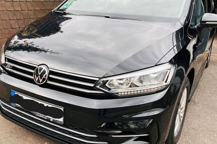 VW Touran 52.000 km 28.400 &euro; Sindelfingen 71069