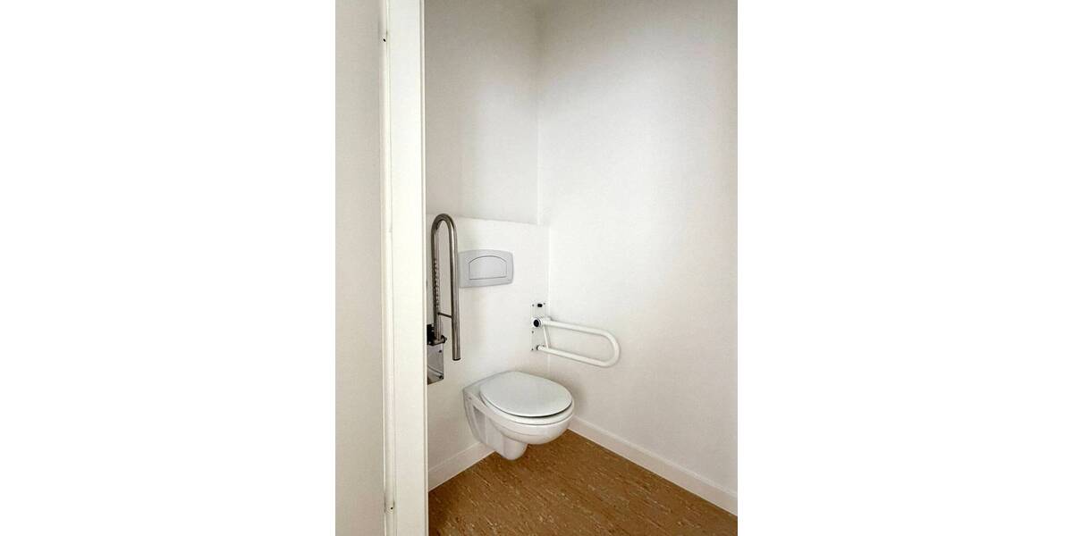 Gewerbeobjekt Königs Wusterhausen - 2 Zimmer, 49 m&sup2;, 649&euro; | Angebot:26673953