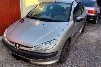 Peugeot 206 180.000 km 999 &euro; Grünberg 35305