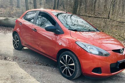 Mazda 2 128.000 km 4.000 &euro; Bielefeld 33613