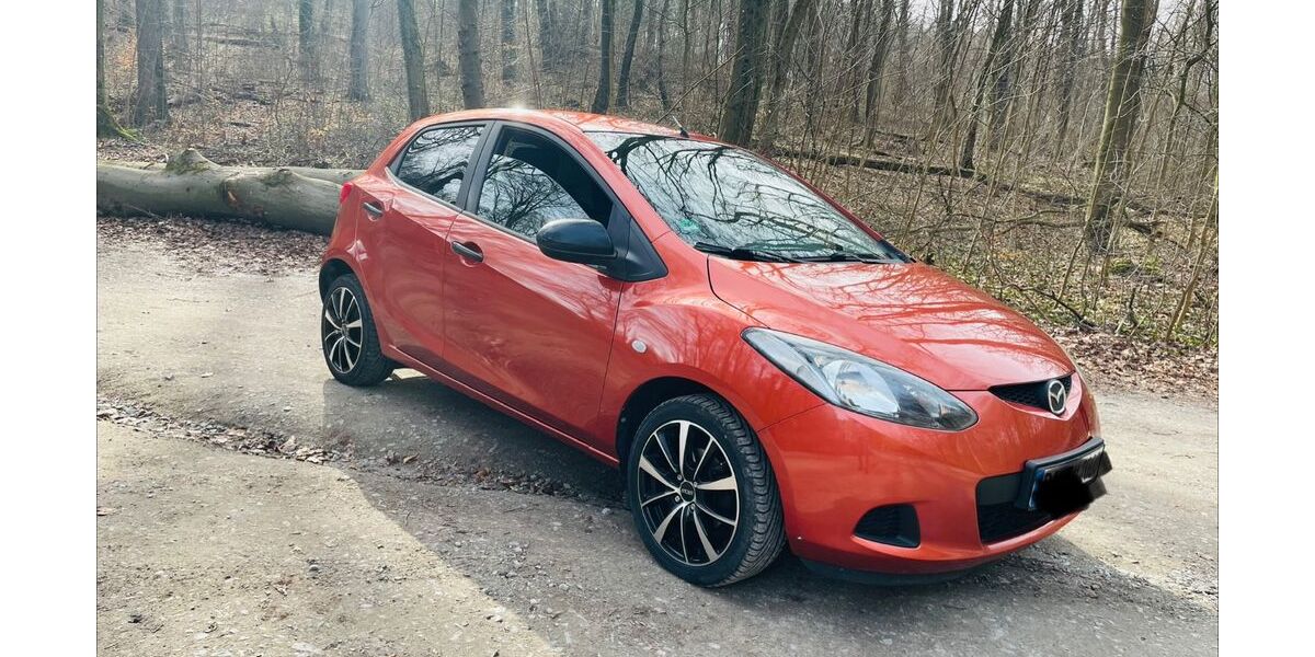 Mazda 2 128.000 km 4.000 &euro; Bielefeld 33613