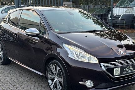 Peugeot 208 107.000 km 5.700 &euro; Troisdorf 53842