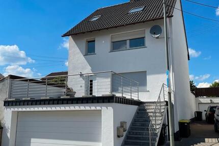 Haus Schwalbach - 6 Zimmer, 170 m&sup2;, 398.000&euro; | Angebot:27179005