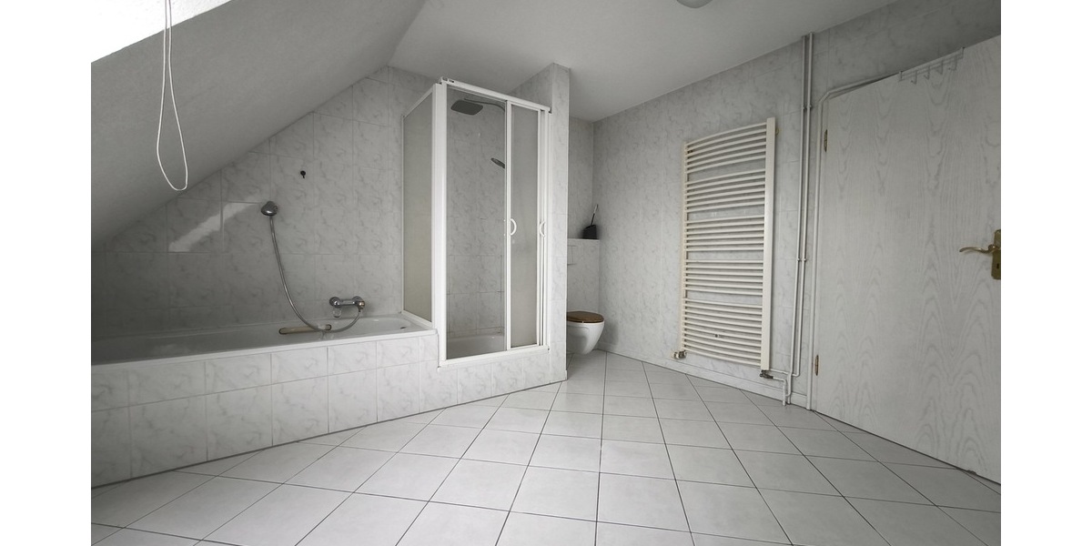 Großzügige Eigentums-Maisonette - Viel Platz für idyllisches Wohnen - Maisonettenwohnung Lengede | Angebot:25084048