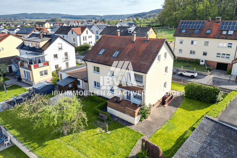 Wohnen. Leben. Vermieten: Flexibles Wohnkonzept im Mehrfamilienhaus in Amberg-Ammersricht