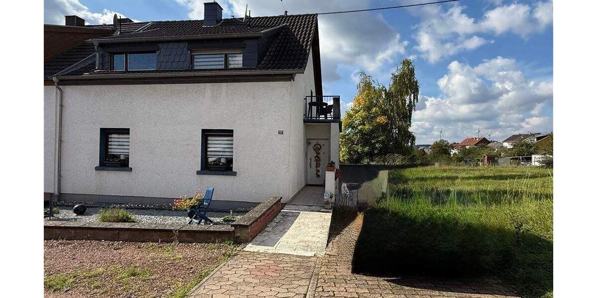 Charmantes Einfamilienhaus mit gepflegtem Obstgarten in 66346 Köllerbach zu verkaufen 6 zimmer