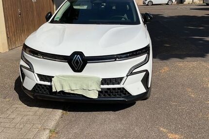 Renault Megane E-TECH 24.000 km 20.000 &euro; Walheim 74399