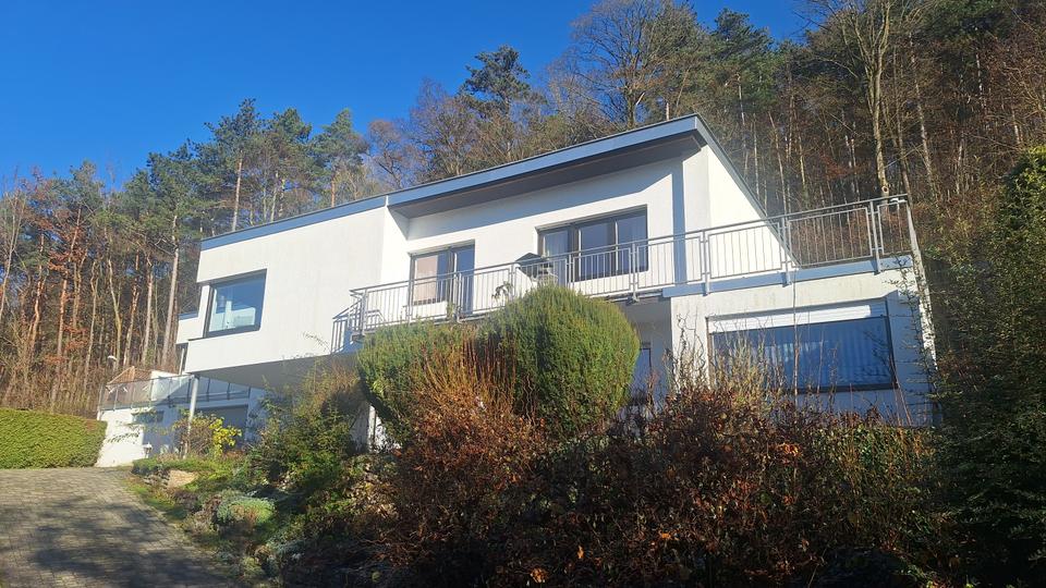 Einfamilienhaus Bad Kissingen - 8 Zimmer, 200 m&sup2;, 695.000&euro; | Angebot:26671413