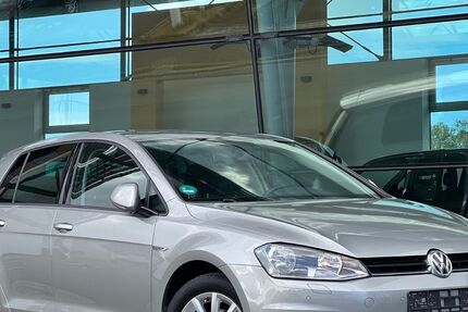 VW Golf 110.720 km 10.400 € Niestetatal 34266