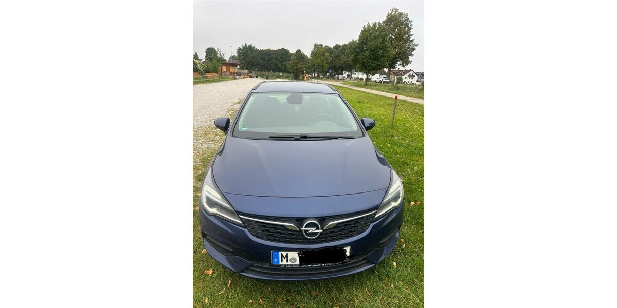 Opel Astra 111.000 km 9.600 &euro; München 80933