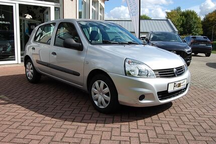 Renault Clio 79.400 km 2.590 € Gera 07552