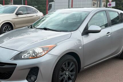 Mazda 3 163.000 km 5.950 &euro; Saarlouis 66740