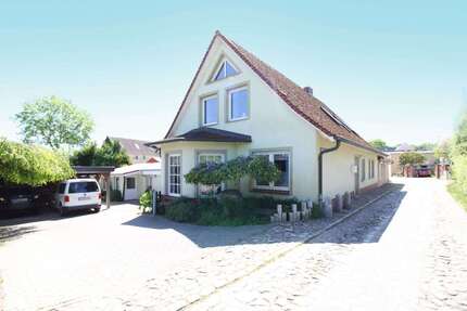 Haus Garz/Rügen Rügen - 5 Zimmer, 204 m&sup2;, 349.000&euro; | Angebot:27351146