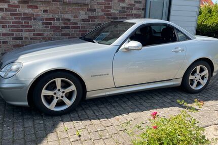 Mercedes-Benz SLK 200 54.000 km 8.900 &euro; Büsum 25761