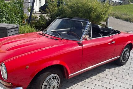 Fiat 124 Spider 137.000 km 12.950 &euro; Oberstdorf 87561