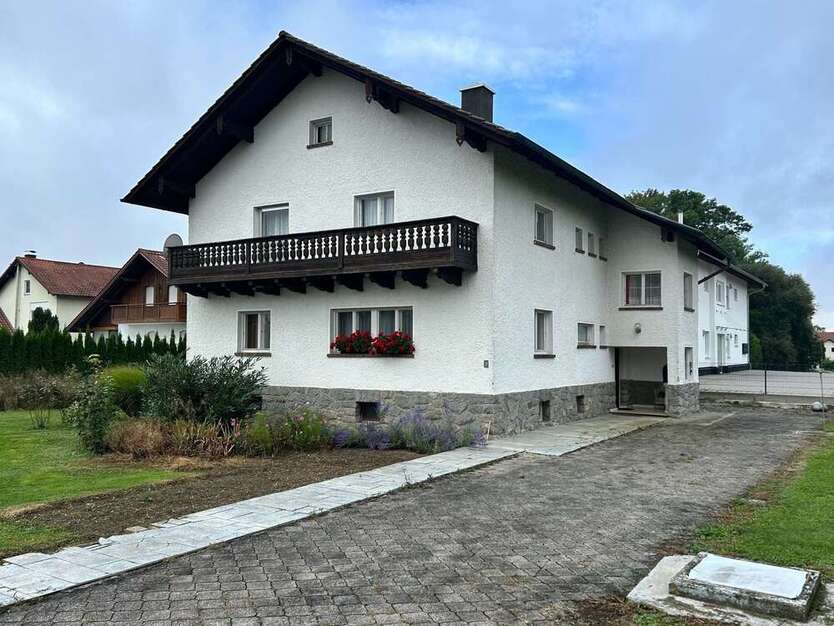 Haus zum Kaufen in Wallersdorf, Altenbuch 359.000 € 166 m² 6 zimmer