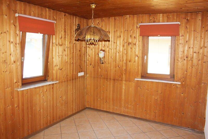 Mehrfamilienhaus, Wohnhaus Mörlenbach - 5 Zimmer, 123 m&sup2;, 190.000&euro; | Angebot:24113219