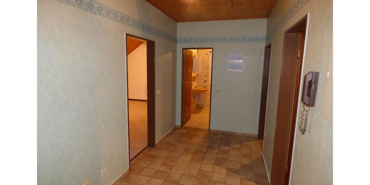 Dachgeschoßwohnung Dinklage - 3 Zimmer, 65 m&sup2;, 460&euro; | Angebot:25333436