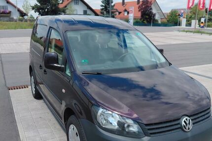 VW Caddy 156.000 km 4.999 &euro; VELDEN 84149