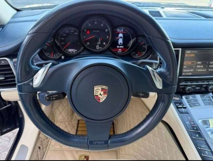 Porsche Panamera 189.000 km 20.999 € Bad Vilbel 61118