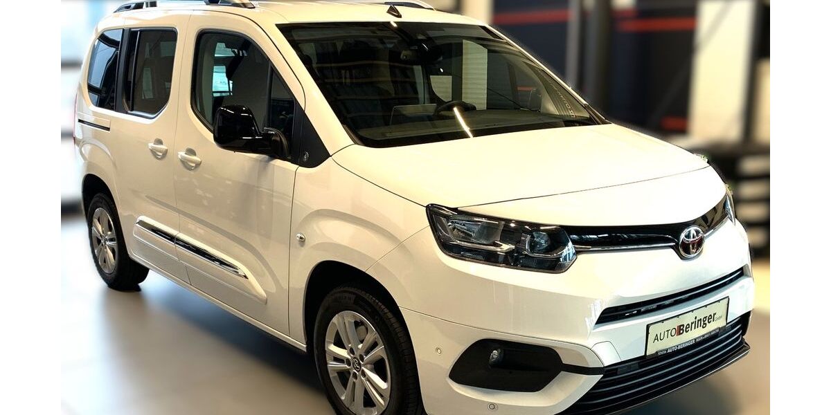 Toyota Proace (Verso) 42.000 km 24.390 &euro; Regen 94209