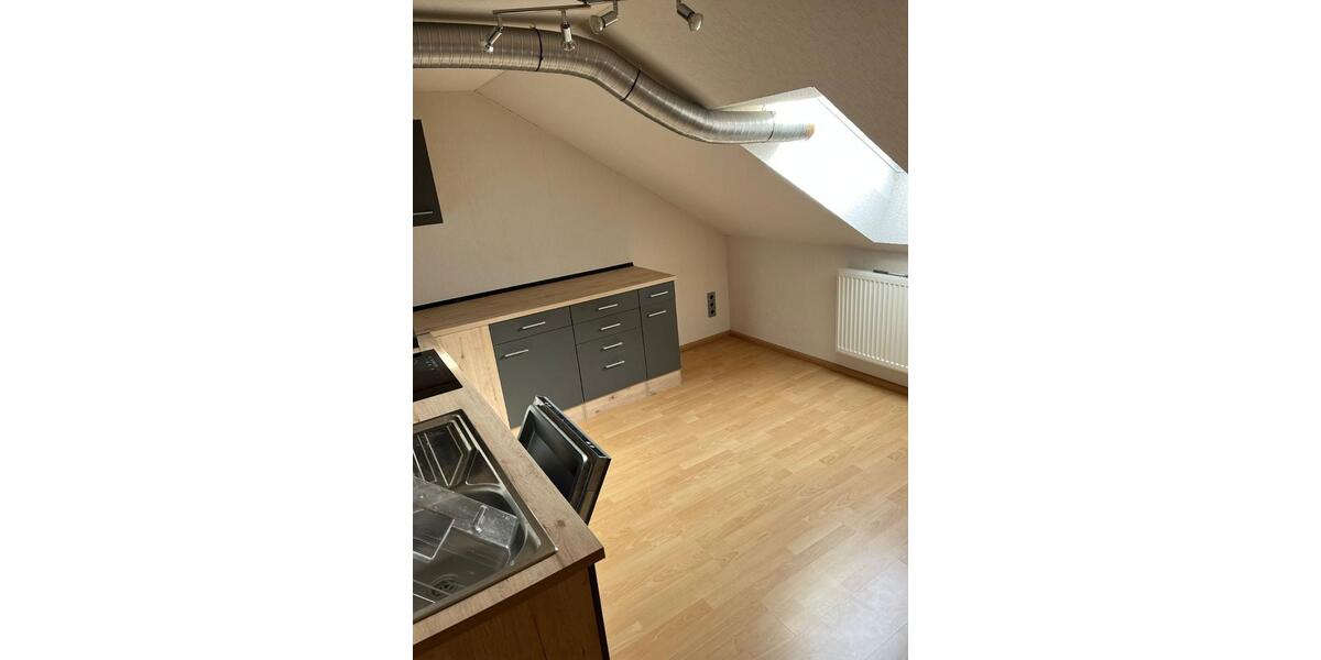 Dachgeschoßwohnung Pyrbaum - 2 Zimmer, 63 m&sup2;, 570&euro; | Angebot:26394255