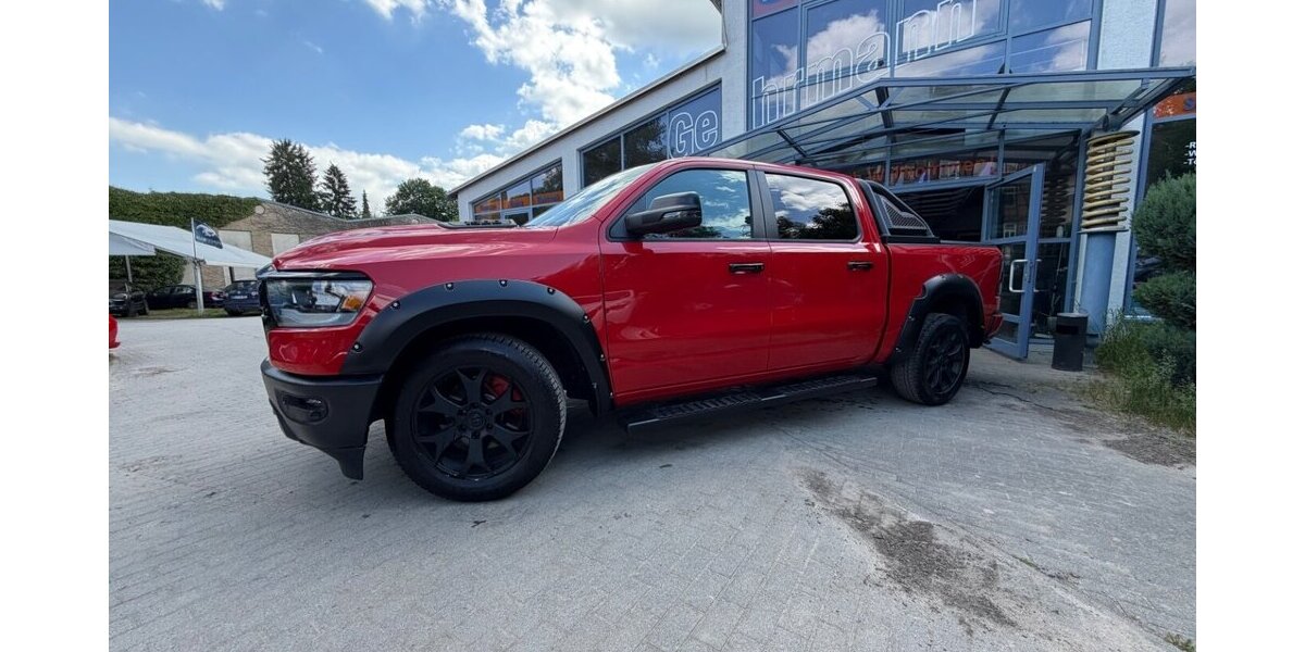 Dodge RAM 1500 5,7 HEMI 4+4 LARAMIE 49.999 km 39.999 &euro; Rudolstadt 07407