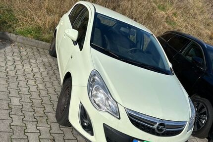 Opel Corsa 74.000 km 5.900 &euro; Wunsiedel 95632