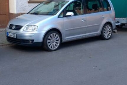 VW Touran 311.000 km 2.400 &euro; Worms 67549