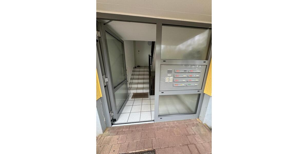 Möblierte 3ZKB Balkon - Kapitalanlage mit 5,8% Rendite 3 zimmer