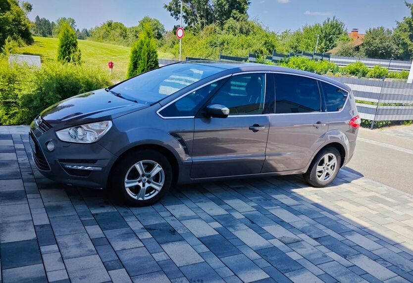 Ford S-Max 174.000 km 6.900 € Löffingen 79843