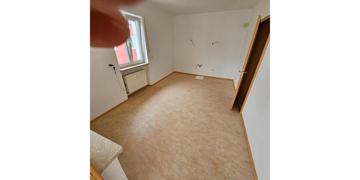 Etagenwohnung Deggendorf - 4 Zimmer, 115 m&sup2;, 1.100&euro; | Angebot:26413727