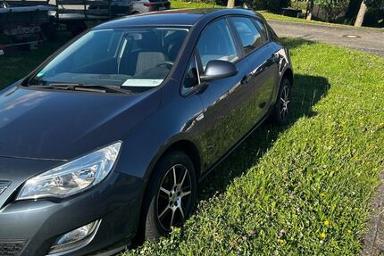 Opel Astra 136.969 km 3.650 &euro; Horhausen 56593