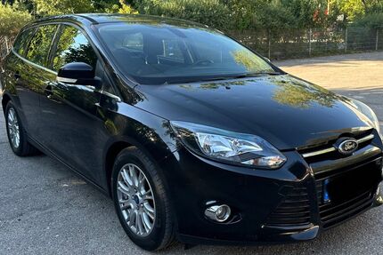 Ford Focus 220.000 km 2.800 &euro; Augsburg 86150