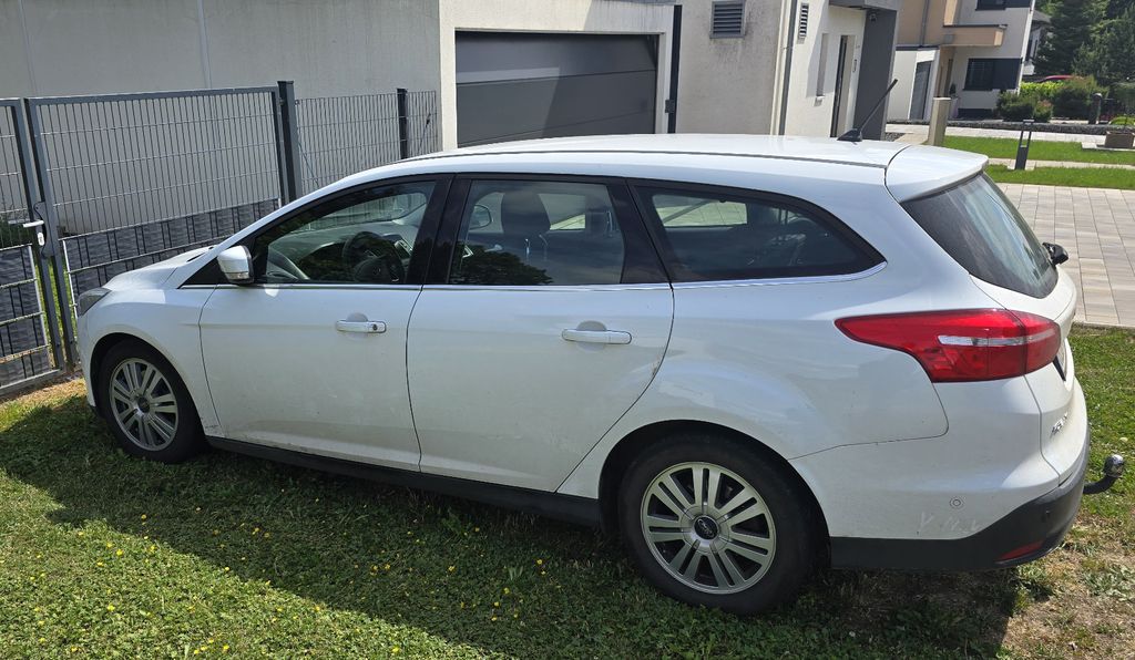 Ford Focus 71.055 km 13.500 &euro; Mettlach 66693