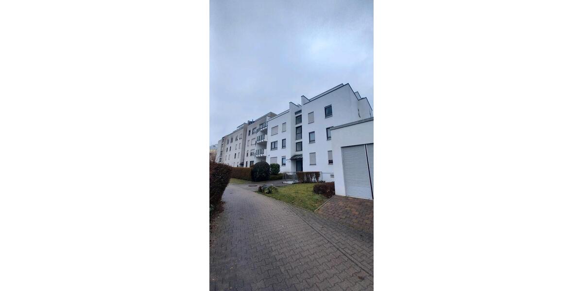 Etagenwohnung Tamm - 3 Zimmer, 90 m&sup2;, 1.300&euro; | Angebot:24997045