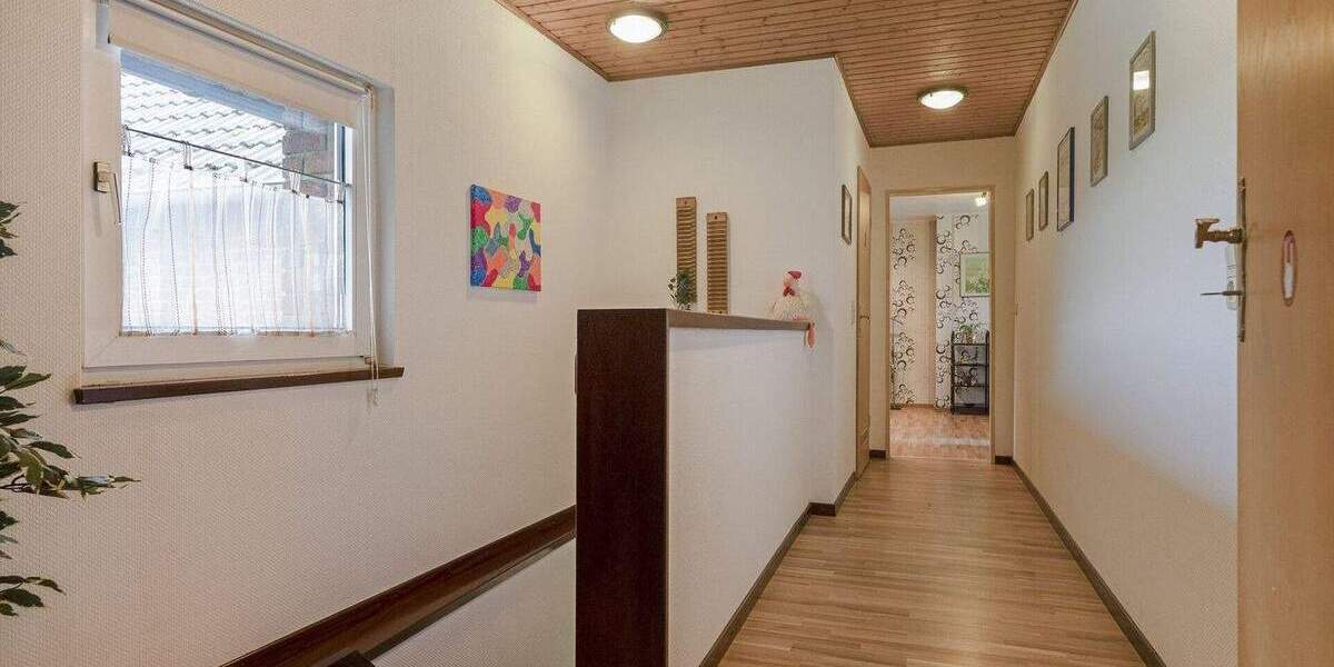 Großzügiges Wohnhaus mit Innenhof, Garten und Ausbaupotenzial in Gangelt- Stahe! 8 zimmer