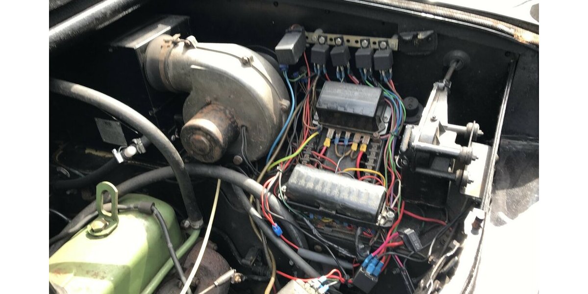 Austin Rover Austin Vanden Plas Princess Saloncar A135 67.679 km 14.999 &euro; Hamburg 22339