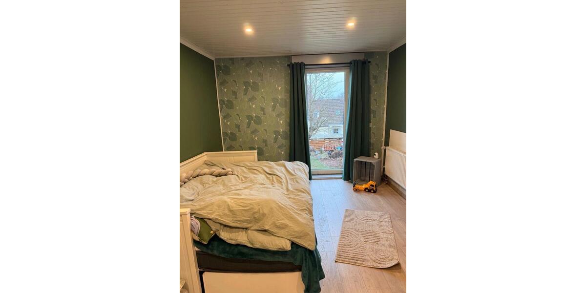 Etagenwohnung Hille - 5 Zimmer, 92 m&sup2;, 750&euro; | Angebot:25405153