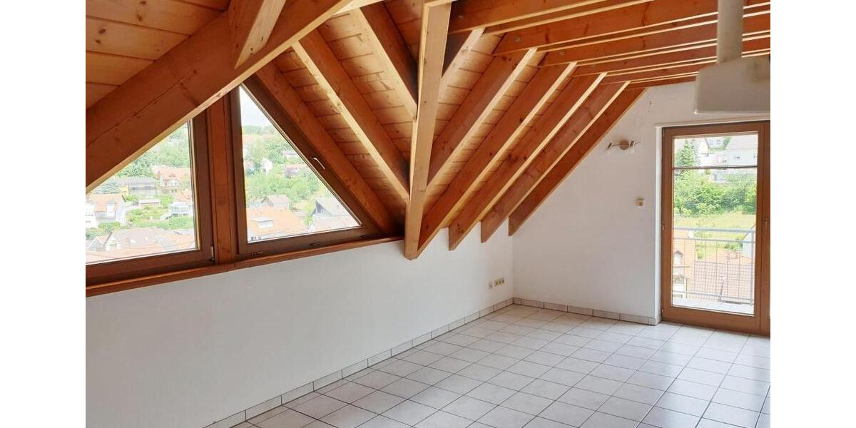 Dachgeschoßwohnung Schriesheim - 3 Zimmer, 80 m&sup2;, 730&euro; | Angebot:26099164