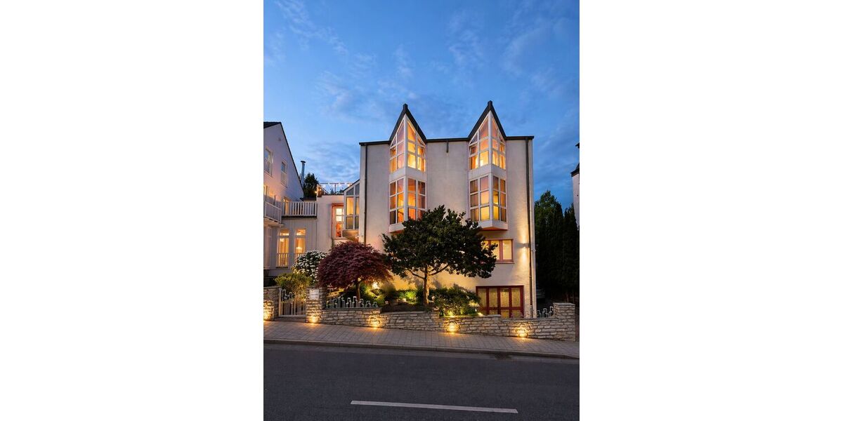 Zwischen Victoriapark und Innenstadt - provisionsfrei, von privat - Einfamilienhaus Kronberg im Taunus Kronberg | Angebot:27213142