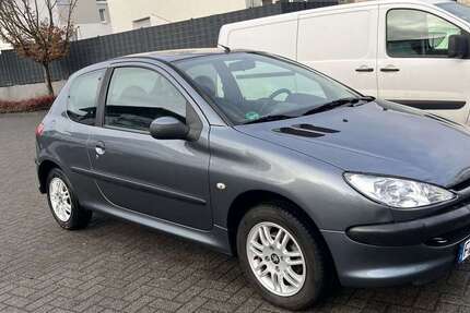 Peugeot 206 114.857 km 1.550 &euro; Offenbach Am Main 63071