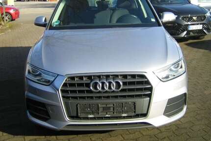 Audi Q3 147.000 km 13.600 &euro; Bielefeld 33659