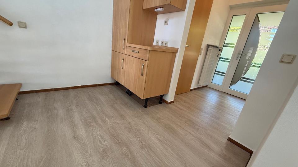 Reihenhaus Kusel - 5 Zimmer, 130 m&sup2;, 1.340&euro; | Angebot:26375486