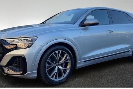Audi Q8 26.487 km 76.450 &euro; Hamburg 22529